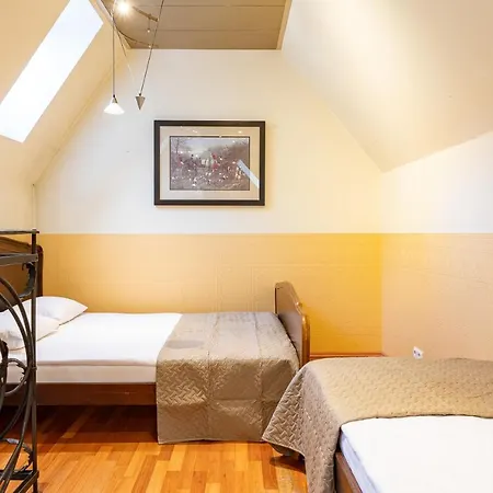 Old Town - Dunkri Apartament